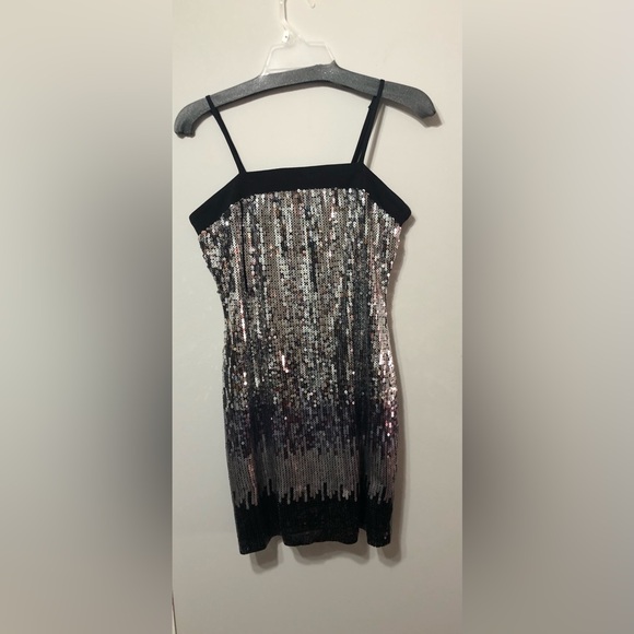 Dresses & Skirts - Charlotte Russe silver mini dress size 2.